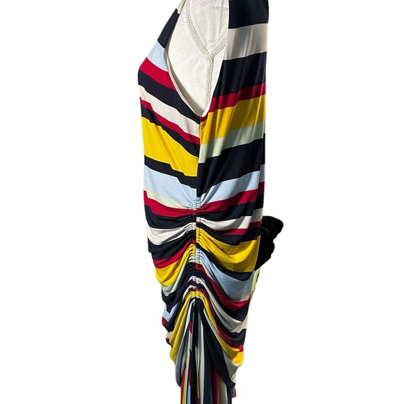 Julia Jordan Striped Knee Length Sleeveless Dress - Picture 4 of 5